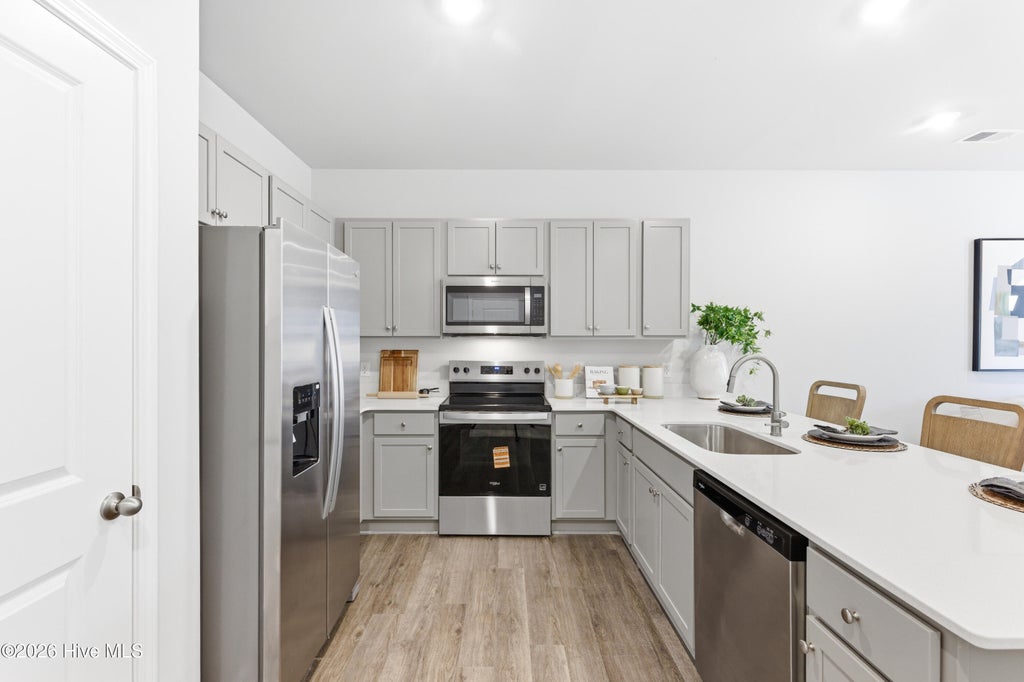 Photo of 585 Sandy Hollow Drive, Jacksonville, NC 28540 (MLS # 100580103)