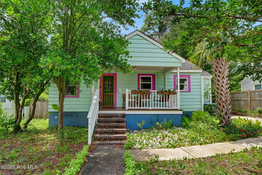 Photo of 606 Ivey Circle, Wilmington, NC 28401 (MLS # 100513578)