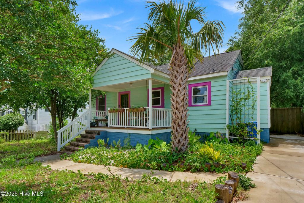Photo of 606 Ivey Circle, Wilmington, NC 28401 (MLS # 100513578)