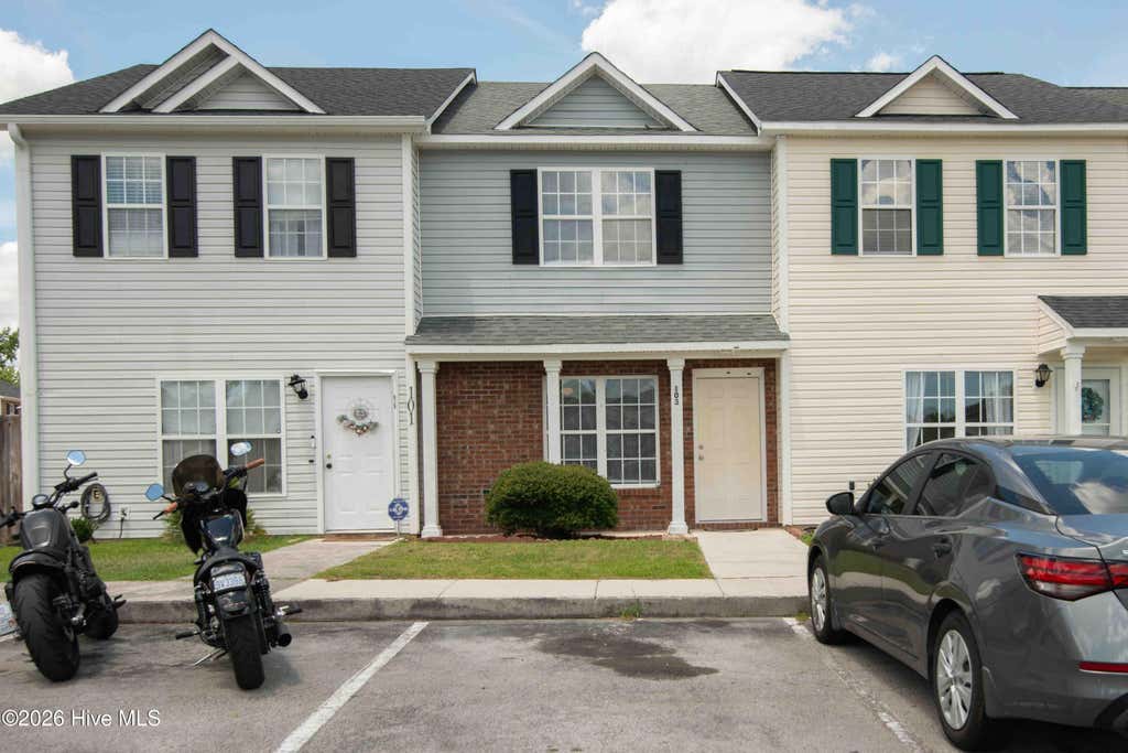 Photo of 103 Fairwood Court, Jacksonville, NC 28546 (MLS # 100584832)
