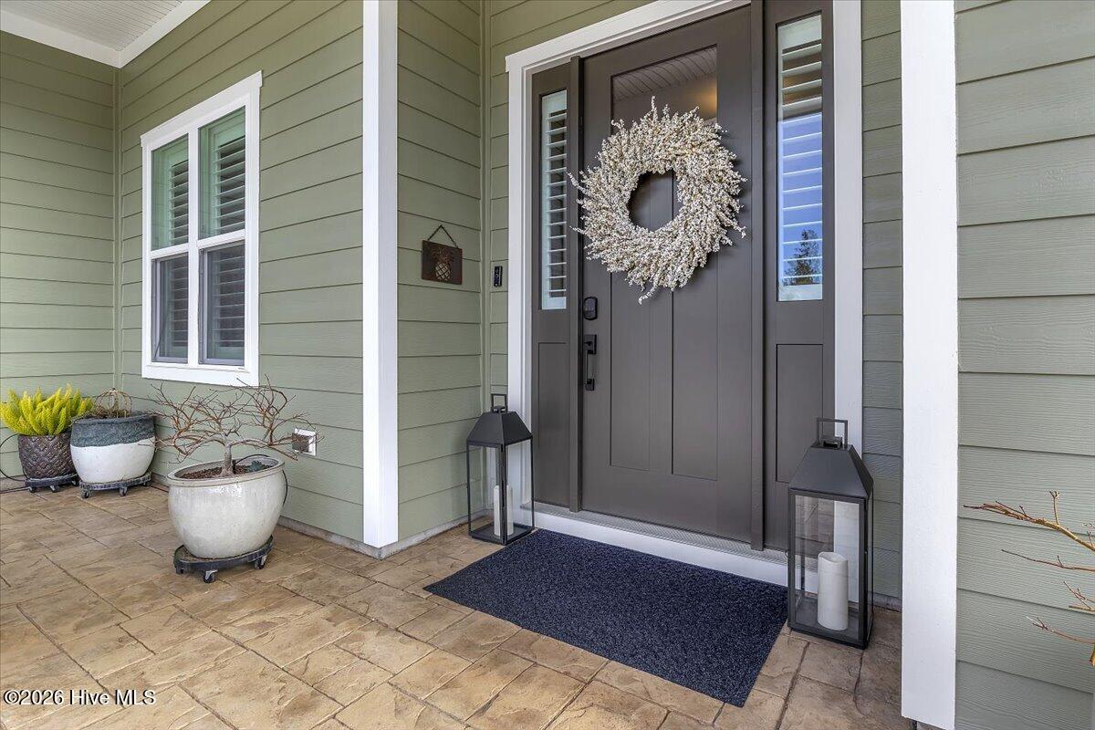 2768 W Timber Crest Drive NE