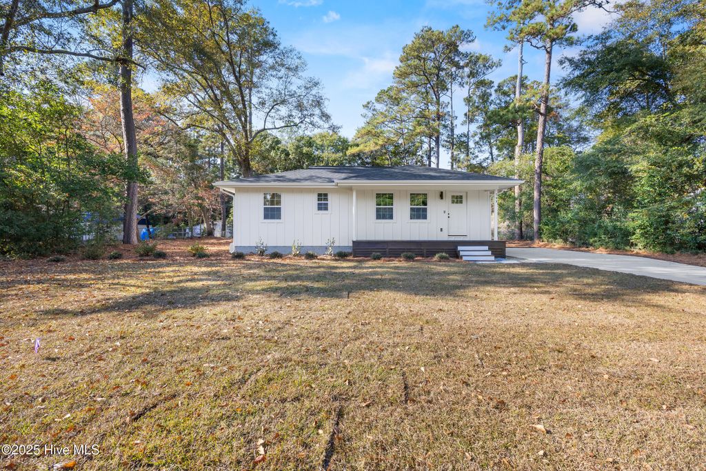 Photo of 708 Bonham Avenue, Wilmington, NC 28403 (MLS # 100544279)