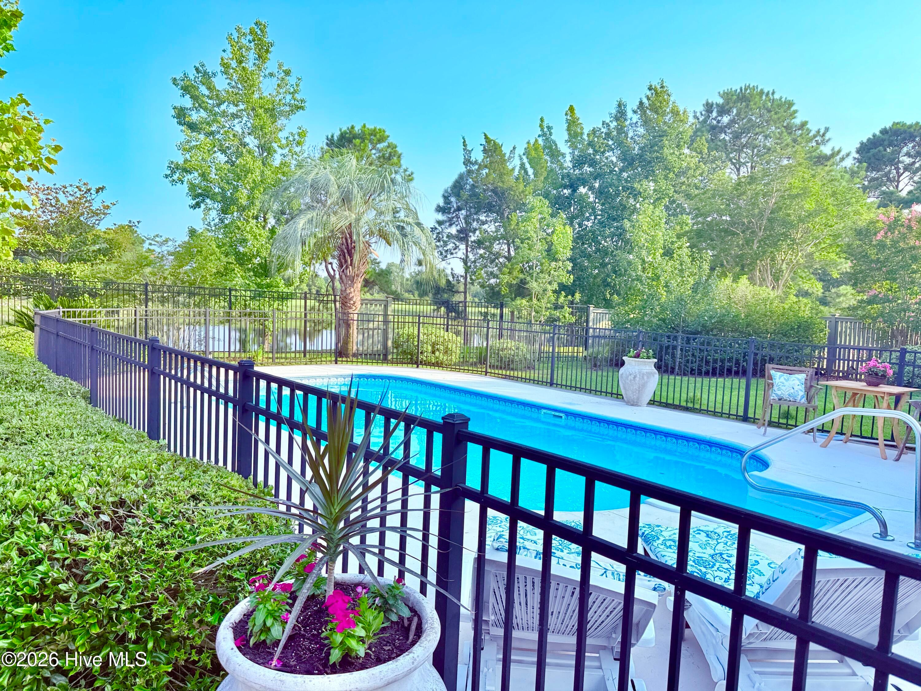 512 Macon Court