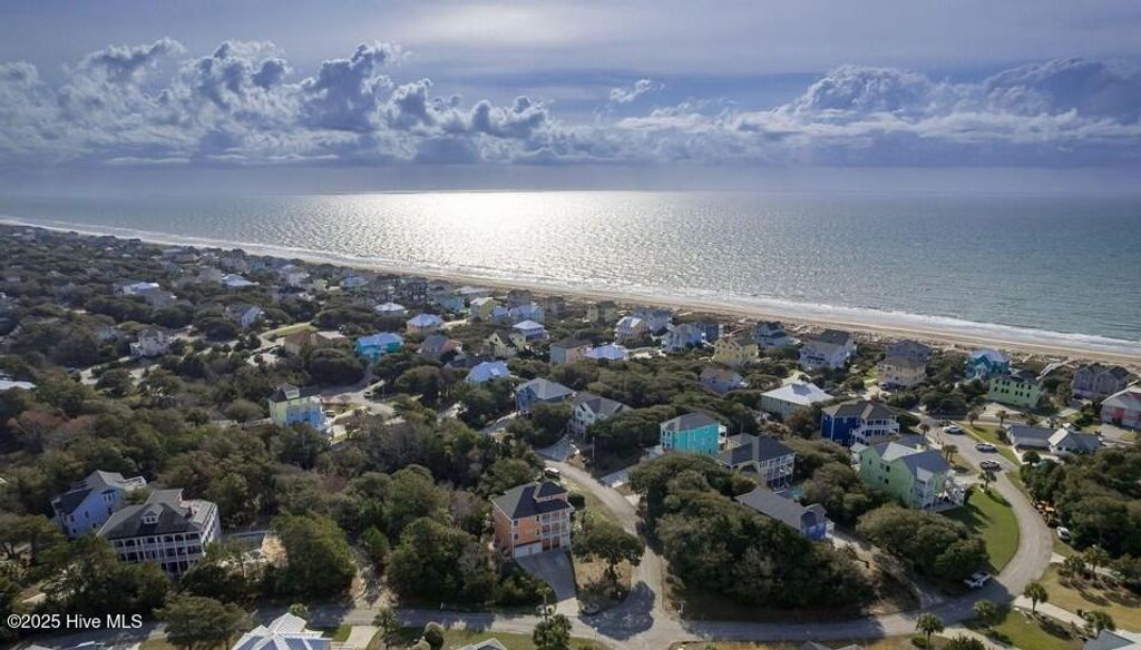 Photo of 202 Shipwreck Lane, Emerald Isle, NC 28594 (MLS # 100503672)