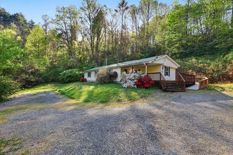 Homes For Sale - 20 Bates Creek Road<br/> Murphy, NC 28906
