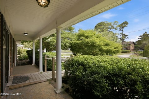 Tiny photo for 905 Robert E Lee Drive, Wilmington, NC 28412 (MLS # 100582923)