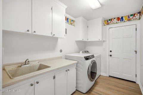 Tiny photo for 905 Robert E Lee Drive, Wilmington, NC 28412 (MLS # 100582923)
