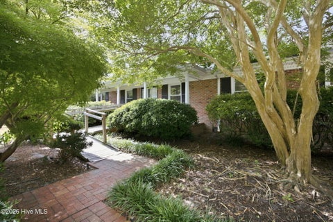 Tiny photo for 905 Robert E Lee Drive, Wilmington, NC 28412 (MLS # 100582923)