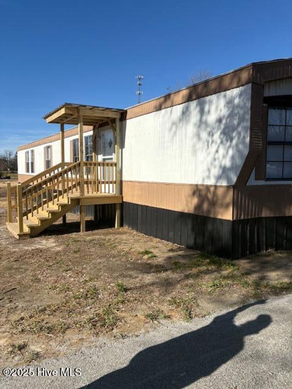 Photo of 117 Belgrade Extension Road, Maysville, NC 28555 (MLS # 100547900)