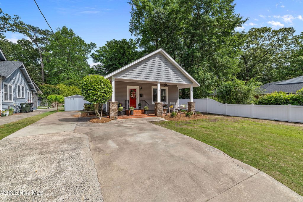 Photo of 106 N Oleander Avenue, Goldsboro, NC 27530 (MLS # 100572386)