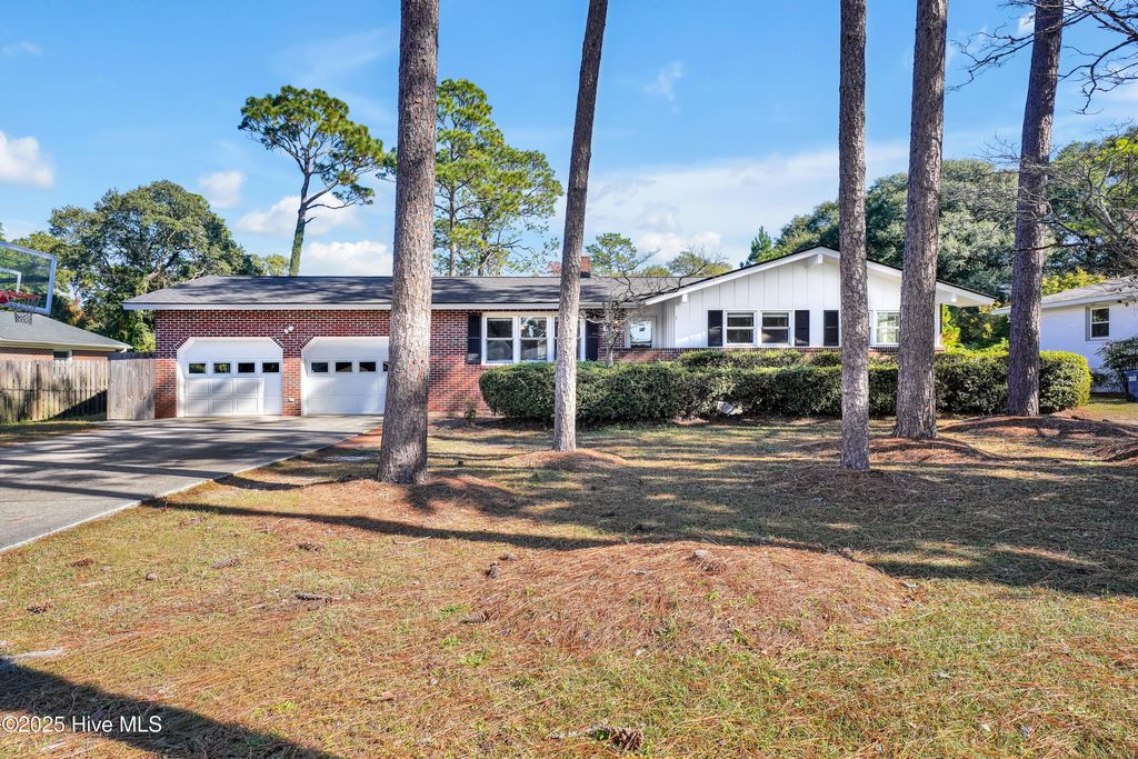 Photo of 115 Ridgeway Drive, Wilmington, NC 28409 (MLS # 100539794)