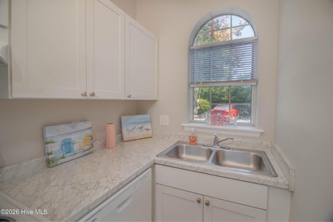 Tiny photo for 4250 Wilshire Boulevard #104-A, Wilmington, NC 28403 (MLS # 100586525)