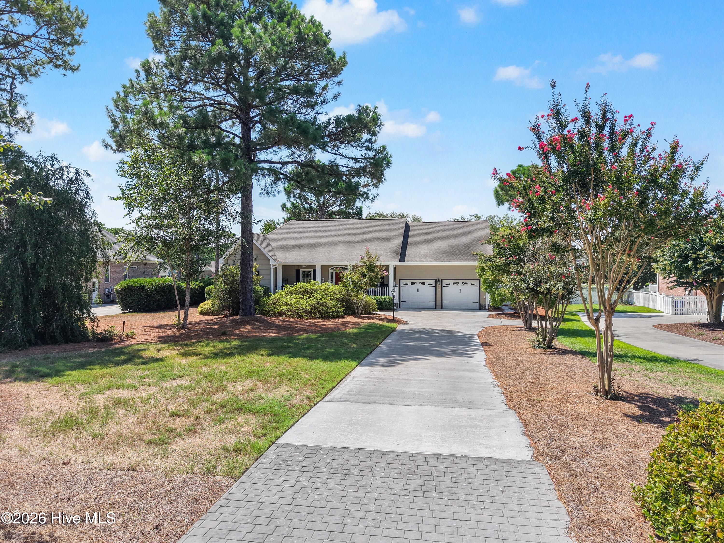 3381 St James Drive