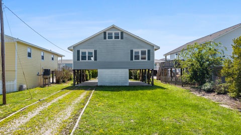 Tiny photo for 1513 Easy Street, Surf City, NC 28445 (MLS # 100601547)