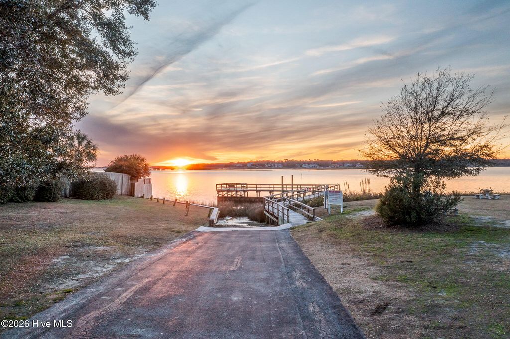 Photo of 3165 Island Drive SE, Bolivia, NC 28422 (MLS # 100549420)