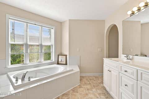 Tiny photo for 625 Spencer Farlow Drive #22, Carolina Beach, NC 28428 (MLS # 100599215)