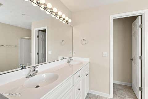 Tiny photo for 625 Spencer Farlow Drive #22, Carolina Beach, NC 28428 (MLS # 100599215)