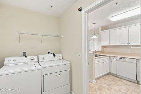Tiny photo for 625 Spencer Farlow Drive #22, Carolina Beach, NC 28428 (MLS # 100599215)