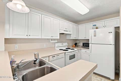 Tiny photo for 625 Spencer Farlow Drive #22, Carolina Beach, NC 28428 (MLS # 100599215)