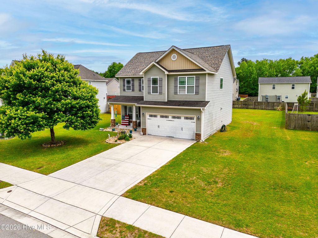 Photo of 713 Oleander Street, Jacksonville, NC 28540 (MLS # 100571510)