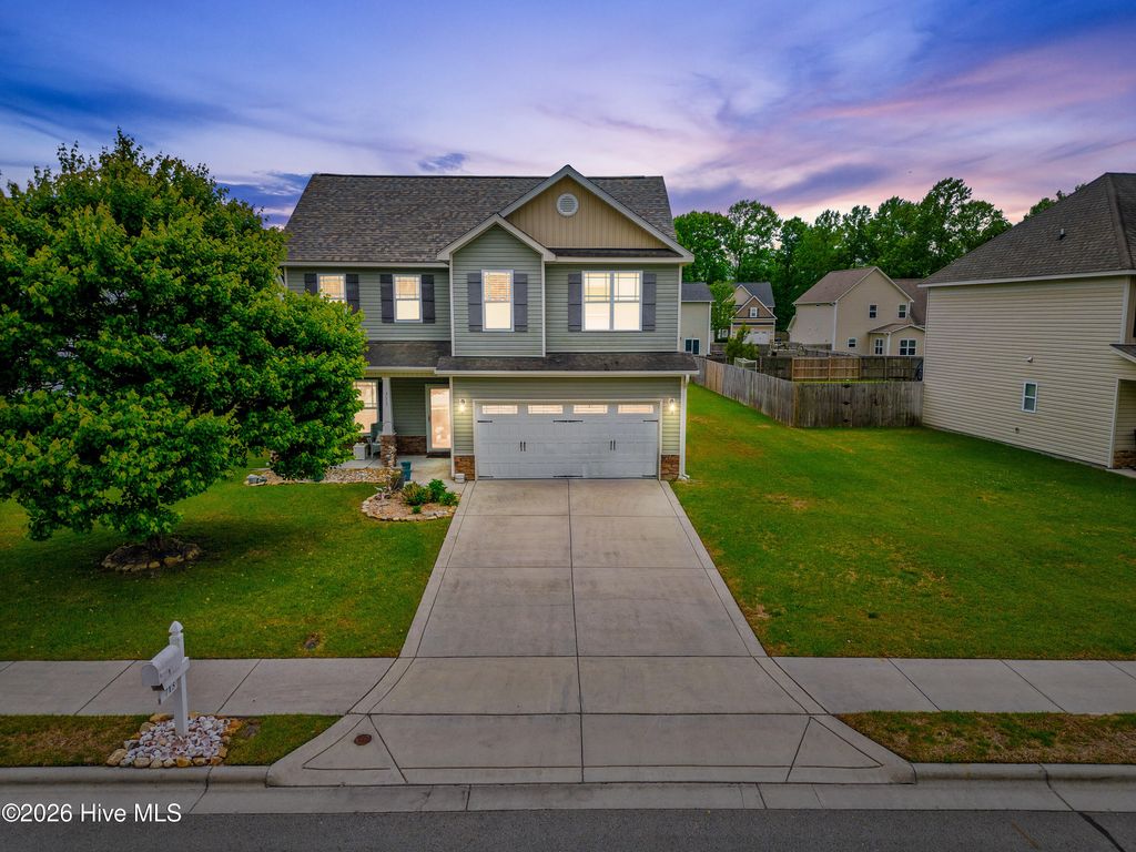Photo of 713 Oleander Street, Jacksonville, NC 28540 (MLS # 100571510)