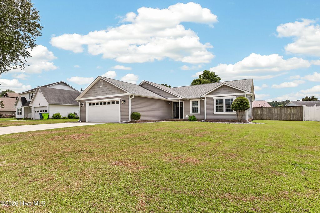 Photo of 508 Red Fox Court, Havelock, NC 28532 (MLS # 100574418)