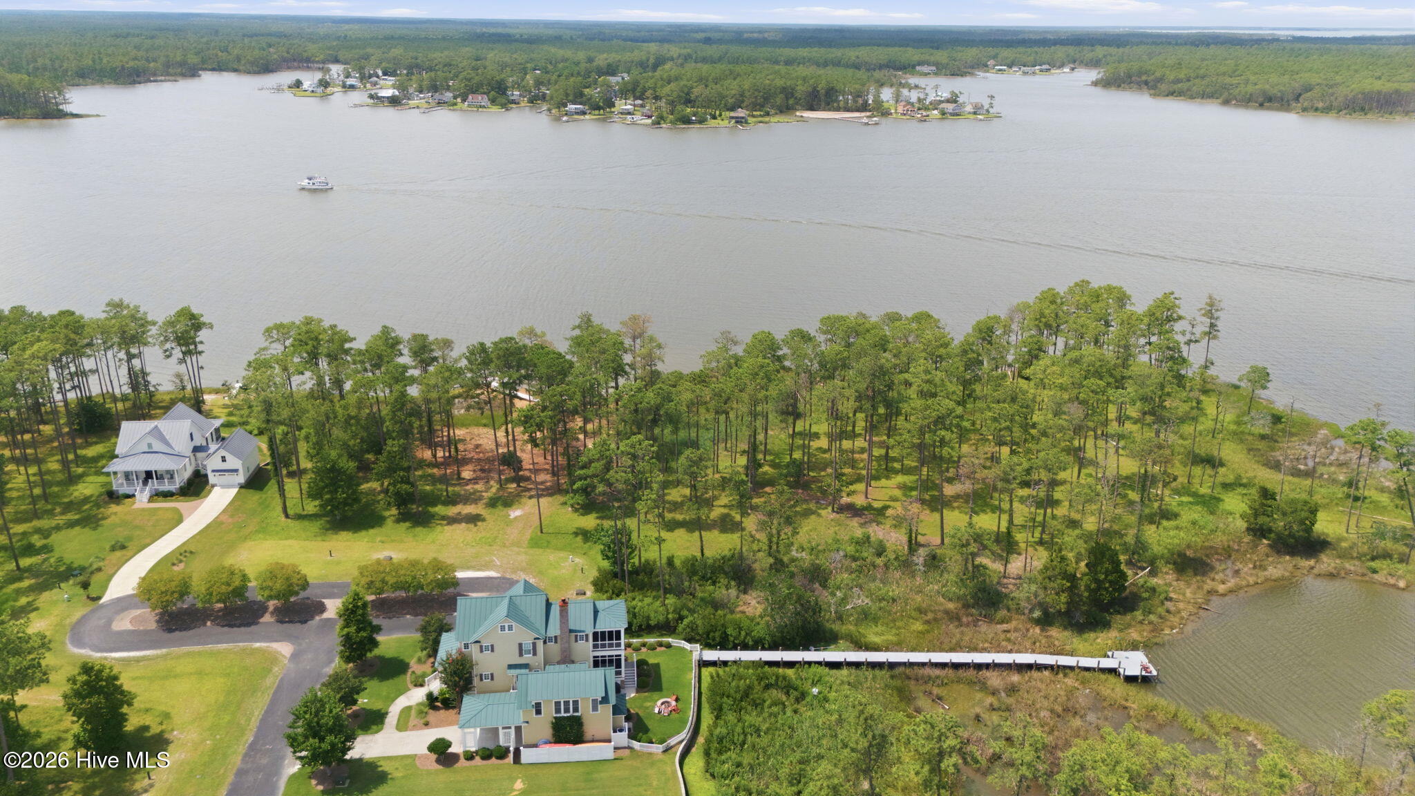 238 20 Oyster Point Road