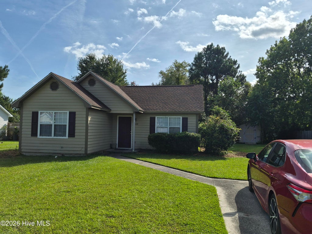 Photo of 809 Autumn Leaves Court, Wilmington, NC 28411 (MLS # 100604771)