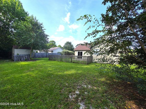 Tiny photo for 809 Autumn Leaves Court, Wilmington, NC 28411 (MLS # 100604771)