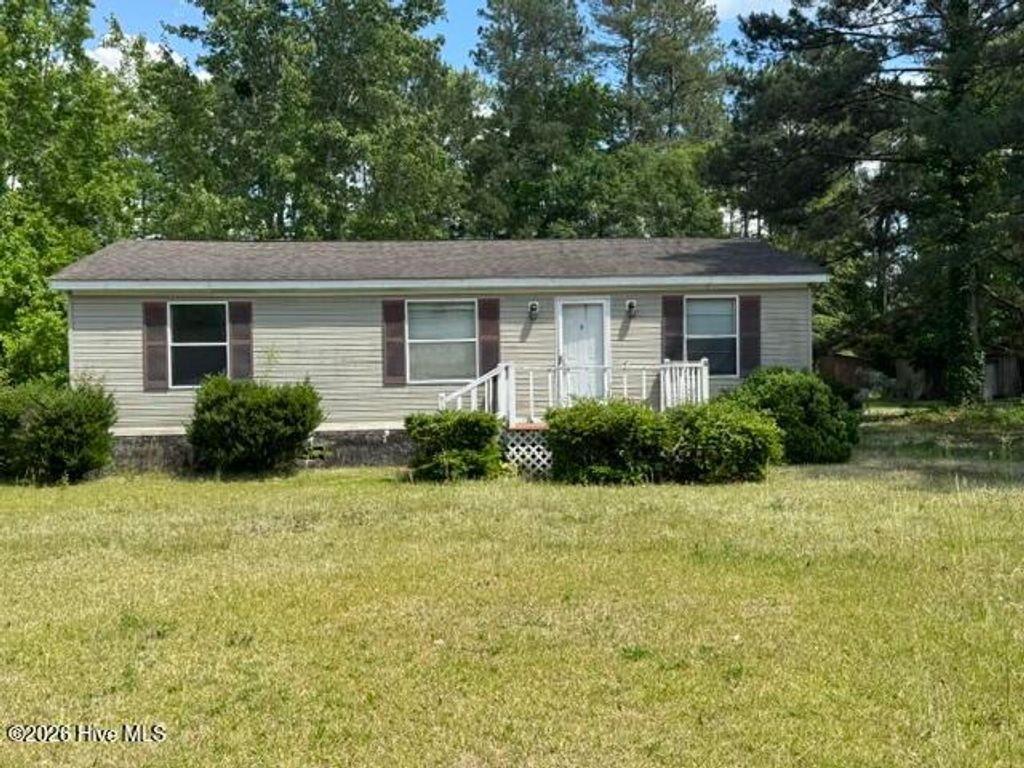 Photo of 111 Dogwood Circle, Leland, NC 28451 (MLS # 100574869)