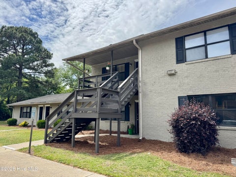 Apartment For Rent - 705 Peed Drive #15<br/> Greenville, NC 27834