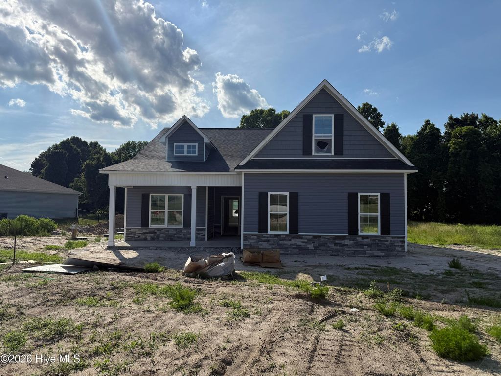 Photo of 120 Yardley Drive, Smithfield, NC 27577 (MLS # 100577470)