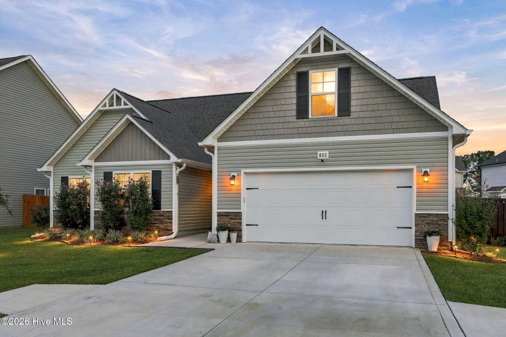 Photo of 822 Cooke Drive, Hubert, NC 28539 (MLS # 100608931)
