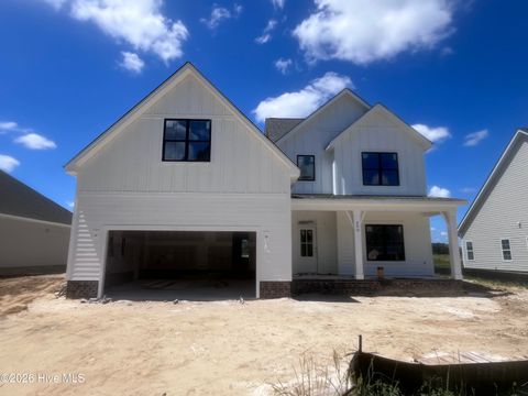 Homes For Sale - 990 Hunter Grace Drive<br/> Pitt County, Winterville, NC 28590