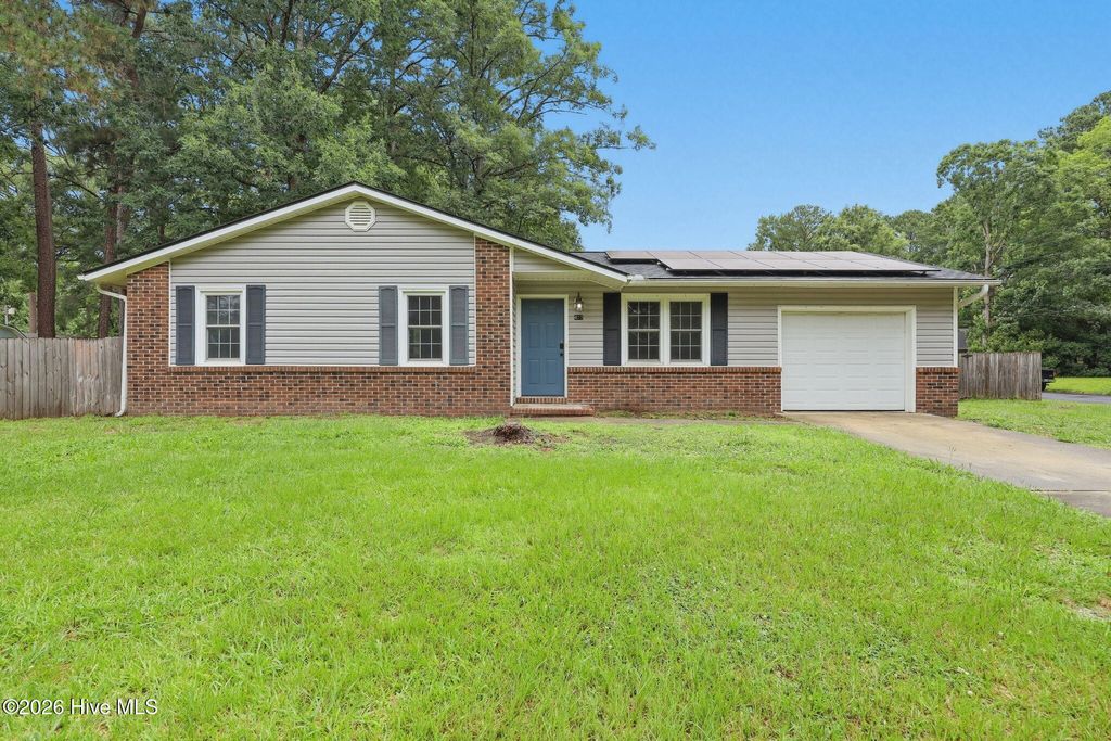 Photo of 407 Kenwood Drive, Jacksonville, NC 28540 (MLS # 100577984)
