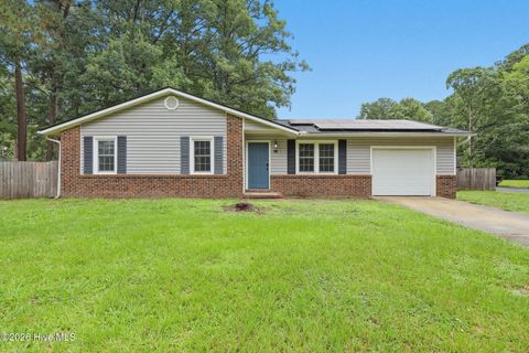 Homes For Sale - 407 Kenwood Drive<br/> Onslow County, Jacksonville, NC 28540