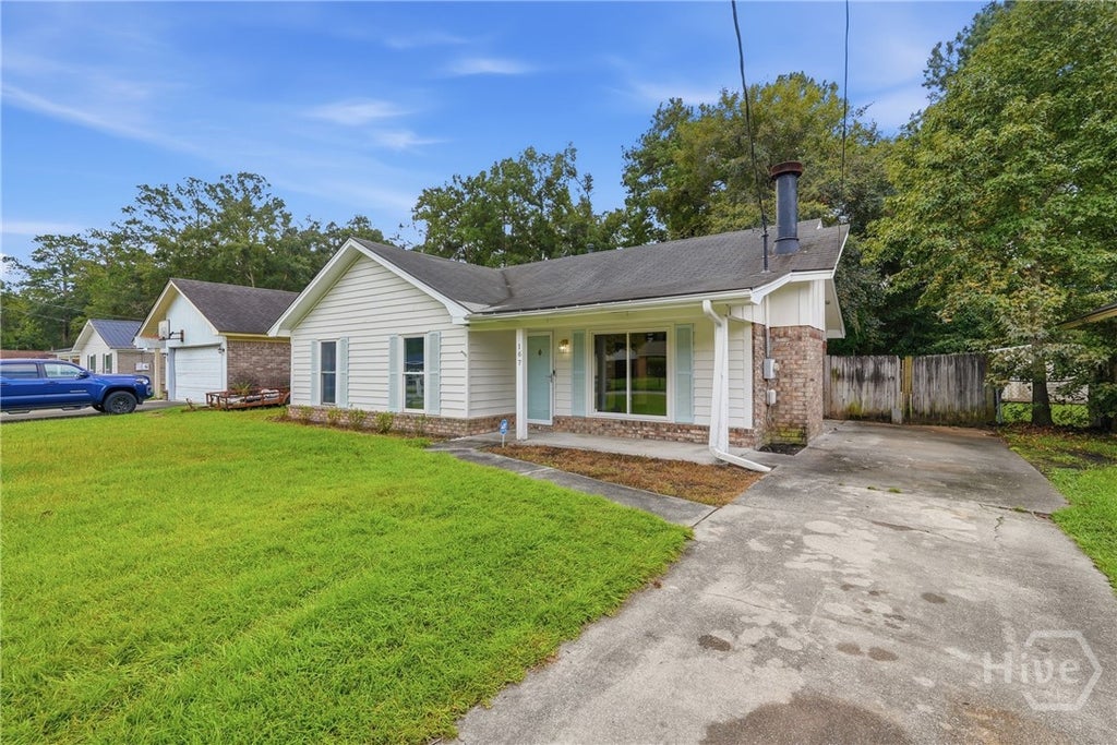 Photo of 167 Greenbriar Court, Savannah, GA 31419 (MLS # SA364189)
