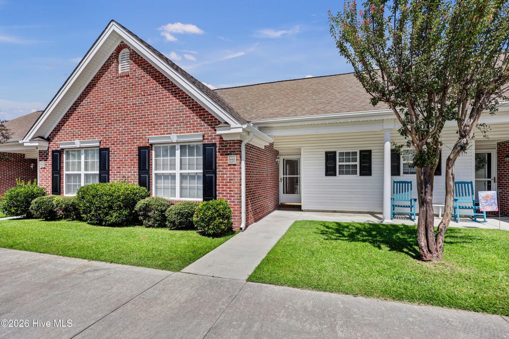 Photo of 3011 Lauren Place Drive #Apt 103, Wilmington, NC 28405 (MLS # 100603648)