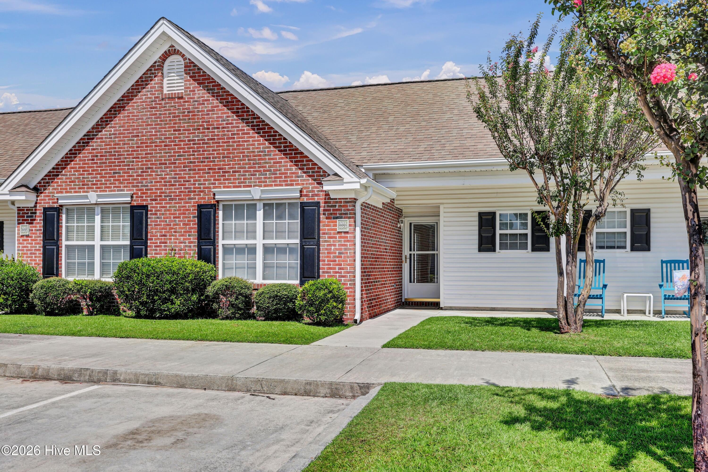 3011 Lauren Place Drive Apt 103