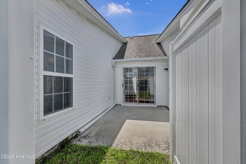 Tiny photo for 3011 Lauren Place Drive #Apt 103, Wilmington, NC 28405 (MLS # 100603648)