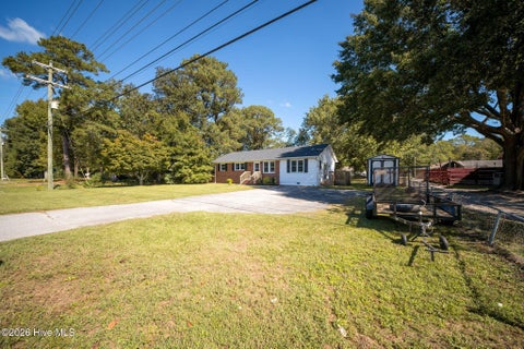 Tiny photo for 4366 Gum Branch Road, Jacksonville, NC 28540 (MLS # 100610677)
