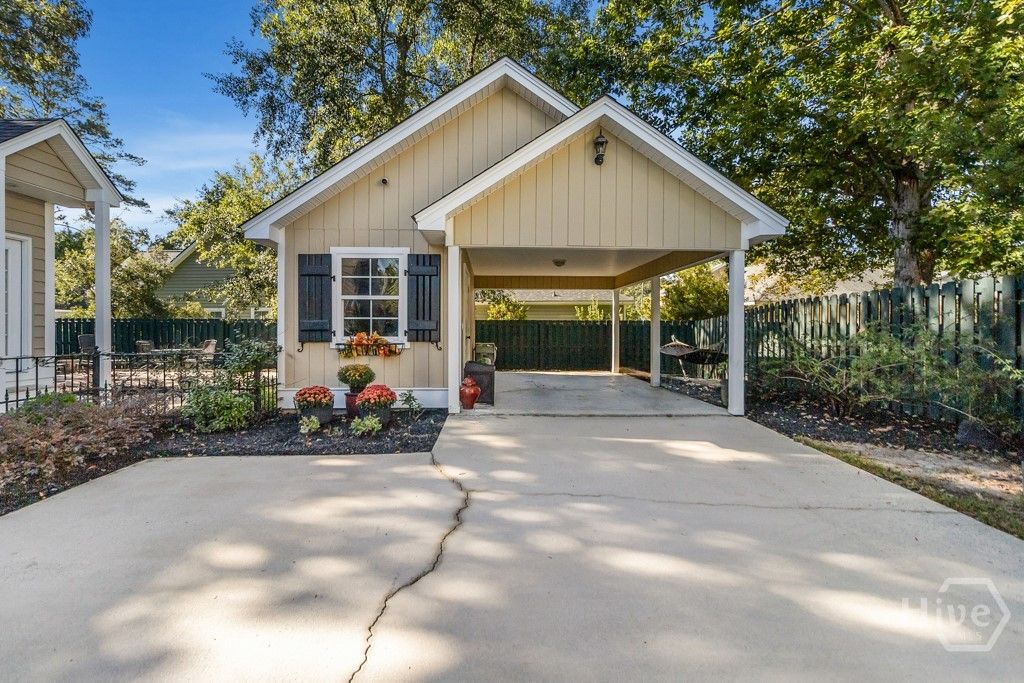 Photo of 5 Golden Rod Loop, Richmond Hill, GA 31324 (MLS # SA349348)