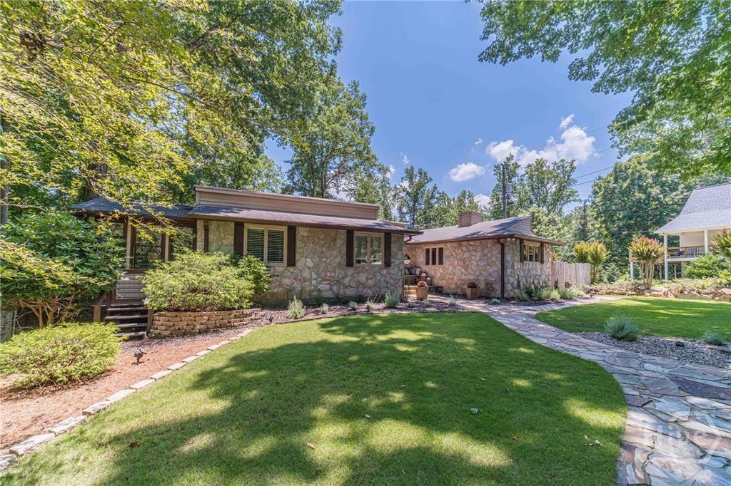 Photo of 45 Lakepoint Drive, Dawsonville, GA 30534 (MLS # CL358363)