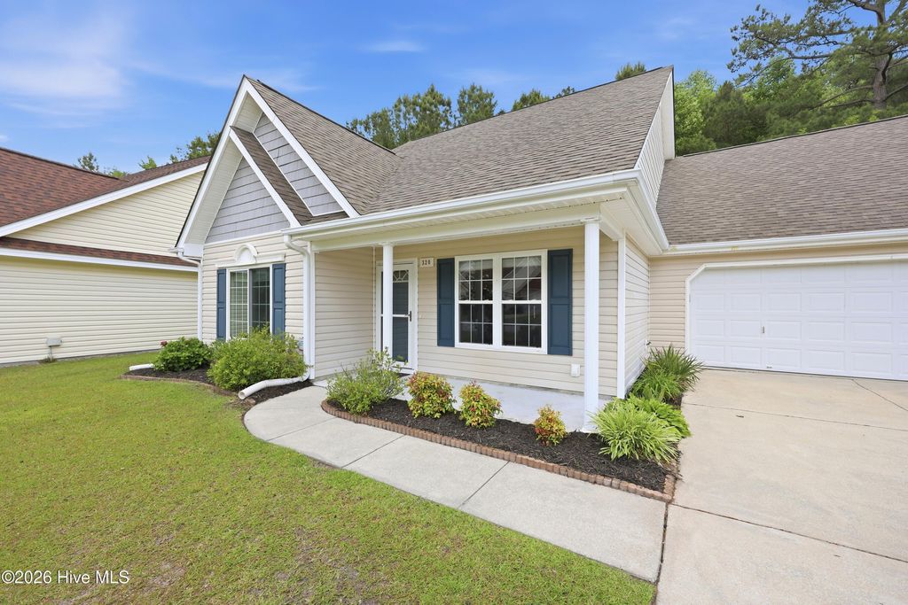 Photo of 320 Neuchatel Road, New Bern, NC 28562 (MLS # 100574091)
