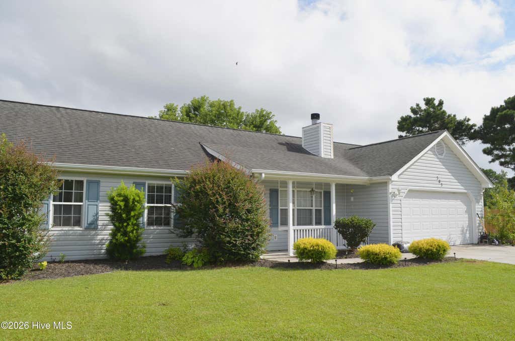 Photo of 303 Marcia Court, Hubert, NC 28539 (MLS # 100594979)