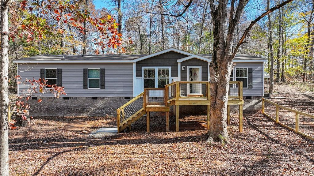 Photo of 163 M T Trail, Commerce, GA 30530 (MLS # CL347437)