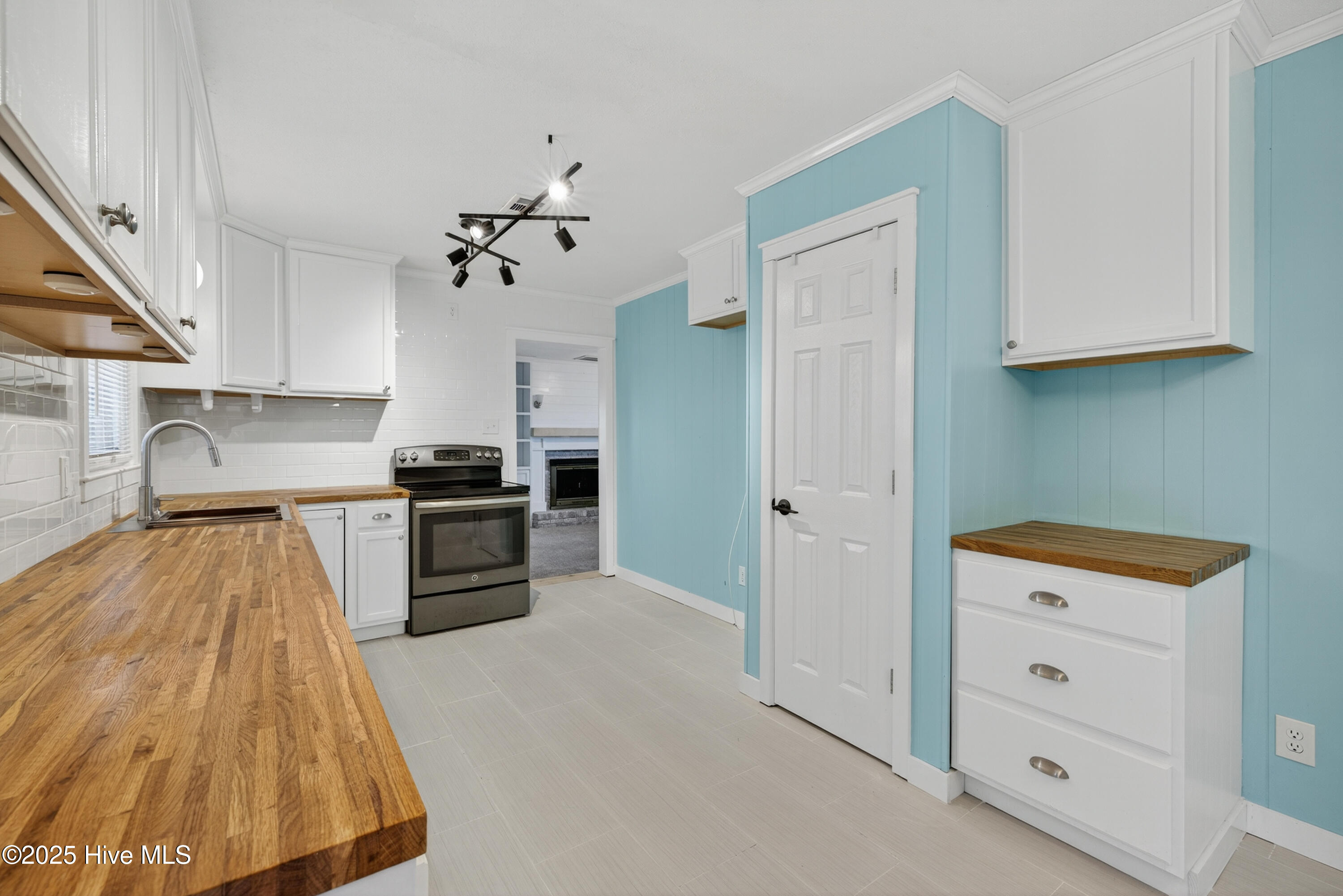 Wilmington, North Carolina 28412, United States, 3 Bedrooms Bedrooms, ,2 BathroomsBathrooms,Residential,Active,256141