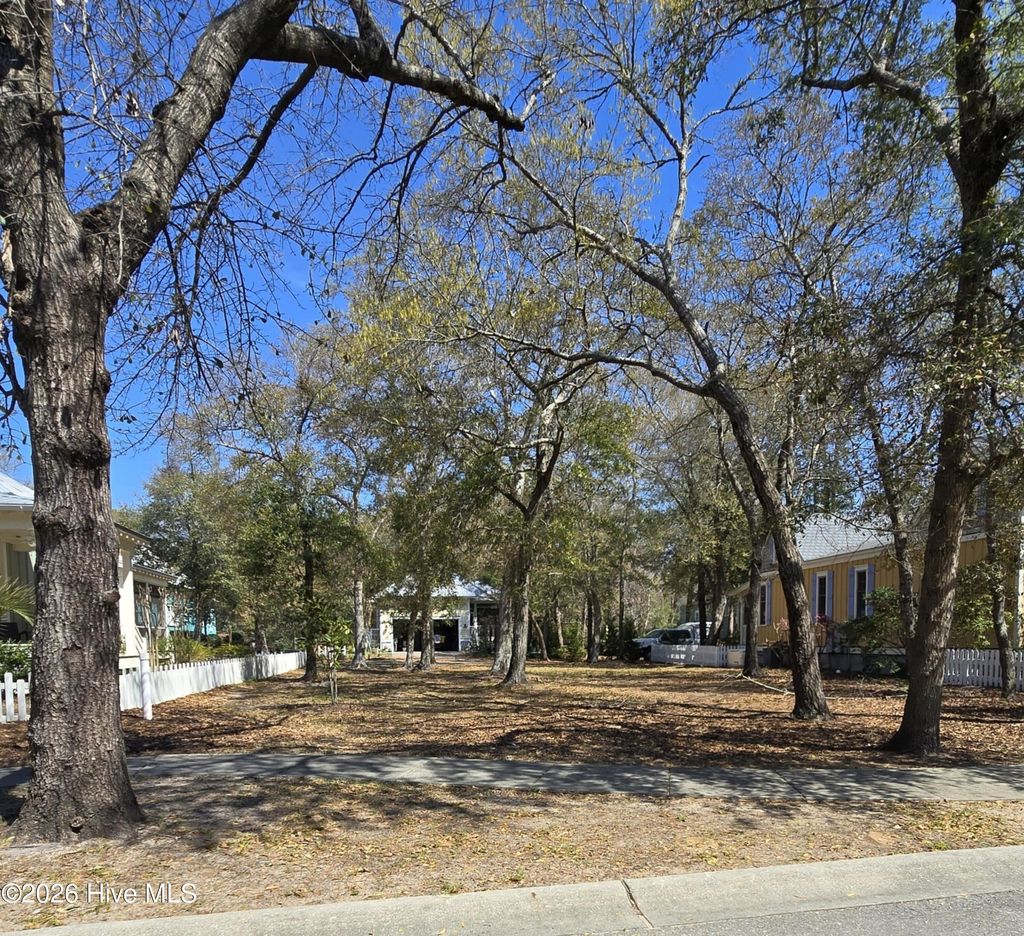 Photo of 404 Fire Fly Lane, Southport, NC 28461 (MLS # 100562765)