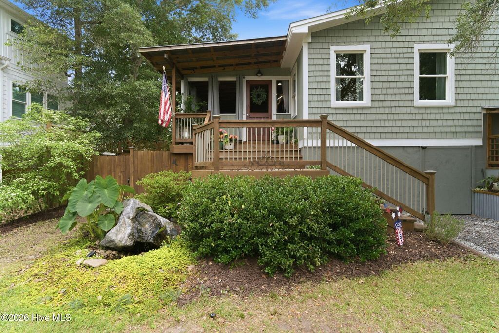 Photo of 101 SE 23rd Street, Oak Island, NC 28465 (MLS # 100573670)