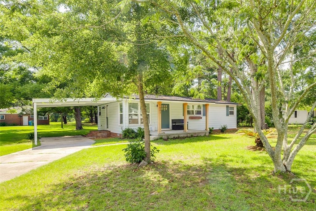 Photo of 1001 Richland Avenue, Rincon, GA 31326 (MLS # SA359548)